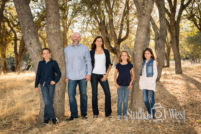 family portrait photographer - outdoor family portraits - Atascadero portrait photography - Studio 101 West Photography