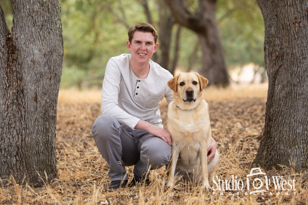 High School Senior Portrait with Dog - Class of 2022 - Senior portrait photography - Senior portrait photographer - Yellow Lab - Boy and Dog - Best Senior Photographer Atascadero - Templeton Senior Photography - Paso Robles Senior Pictures - Studio 101 West Photography