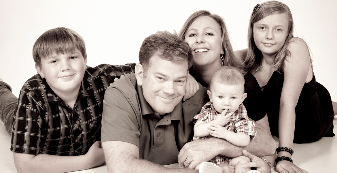 Atascadero Portrait Studio Photographer - Family Studio Portrait - Studio 101 West Photography