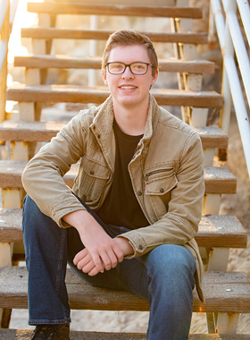 Senior High School Pictures - Outdoor Location Photo Shoot - Atascadero High School Photographer - Senior Photoshoot - Atascadero Photography Studio - Studio 101 West Photography
