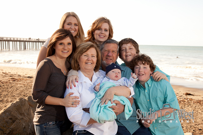 Family reunion portrait on Cayucos beach Family reunion portrait on the beach
