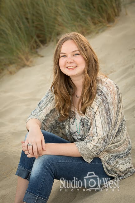 Templeton High School Senior Portraits - Senior Pictures - Studio 101 West Photography