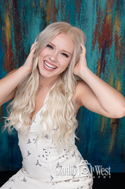 Class of 2017 Senior Portraits Atascadero High School Senior Portraits - Studio 101 West Photography