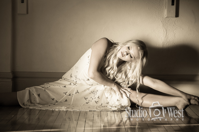 Dancer Senior Portrait Atascadero Senior Portrait Photographer - Studio 101 West Photography