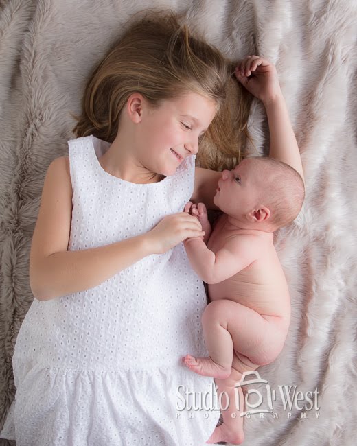 Four-week Baby Portrait - Studio 101 West Photography - Studio 101 West Photography