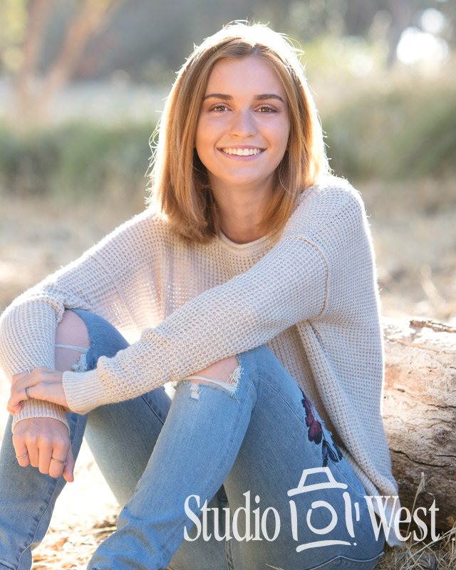 Outdoor Senior Portraits - Studio 101 West Best Senior Portrait Photographer - Studio 101 West Photography