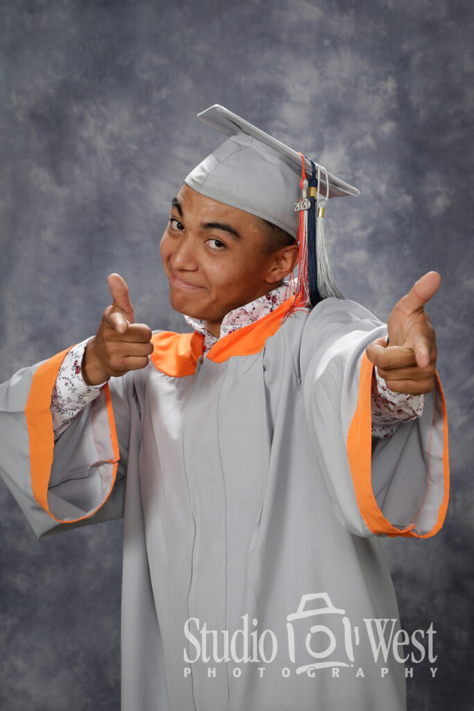 Atascadero High School Senior - Class of 2020 - Social Distancing - Pandemic - Studio 101 West Photography San Luis Obispo County Senior Portrait Photographer - Covid19 Pandemic - Graduation Canceled - Class of 2020 - Studio 101 West Photography