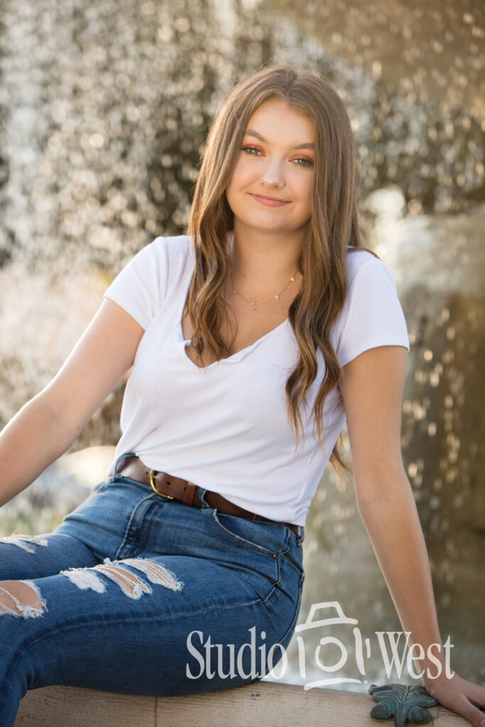 High School Seniors Class of 2021 Free Senior Portrait Sessions - Studio 101 West Photography Beautiful Senior Pictures - High School Senior Photography - Portraits - COVID Special - Studio 101 West Photography